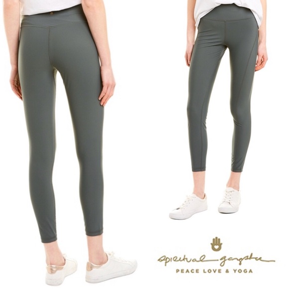 Spiritual Gangster || Tulum Legging - Picture 2 of 7